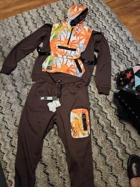 Men's Crewneck Sweater with Tropical Print Panel - Brown/Orange